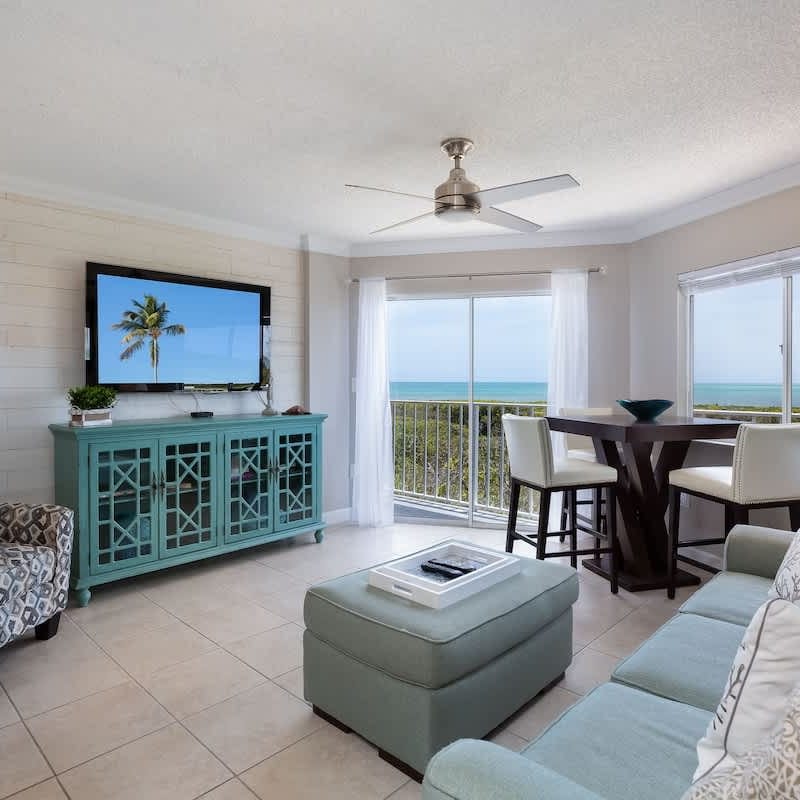 Lux Suite Open Ocean Views- 2 Balconies+Pool & Bar