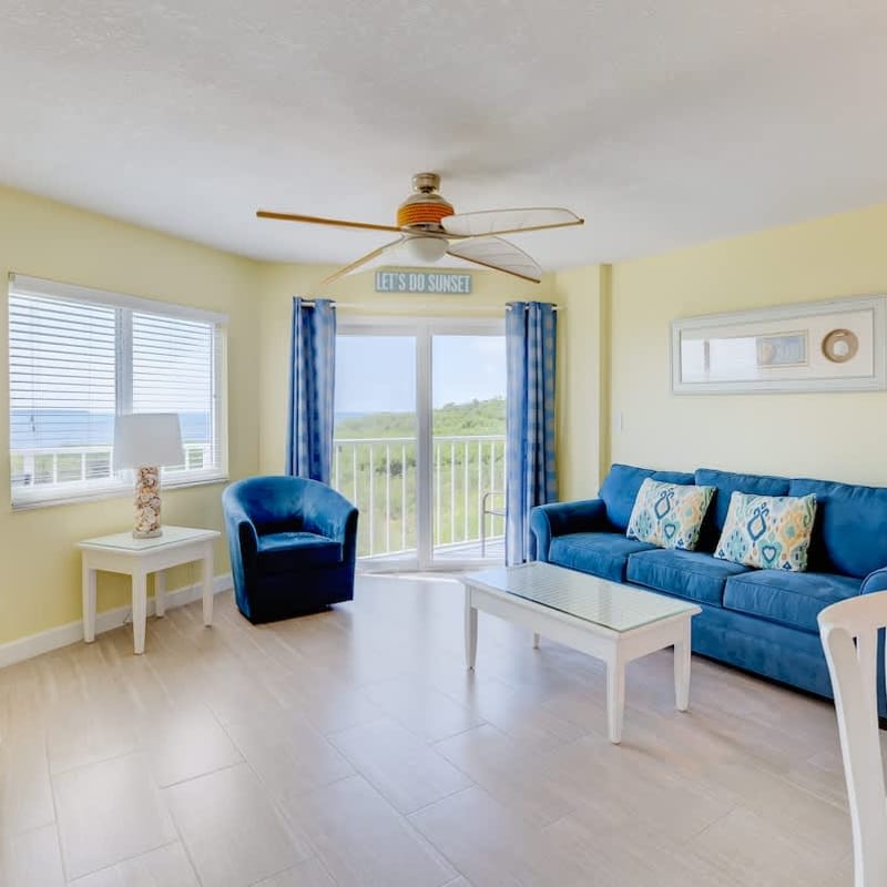 Bright & Sunny Suite w/ Magnificent Ocean Views